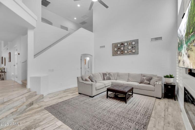 12-web-or-mls-Indigo Bay-21