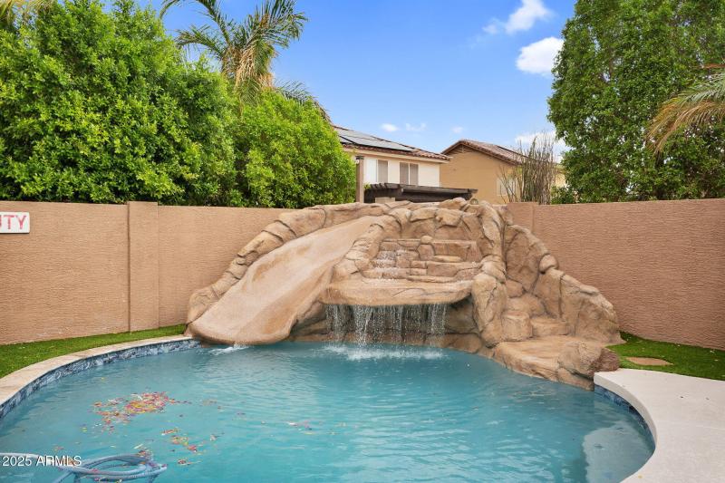 60-web-or-mls-Indigo Bay-60