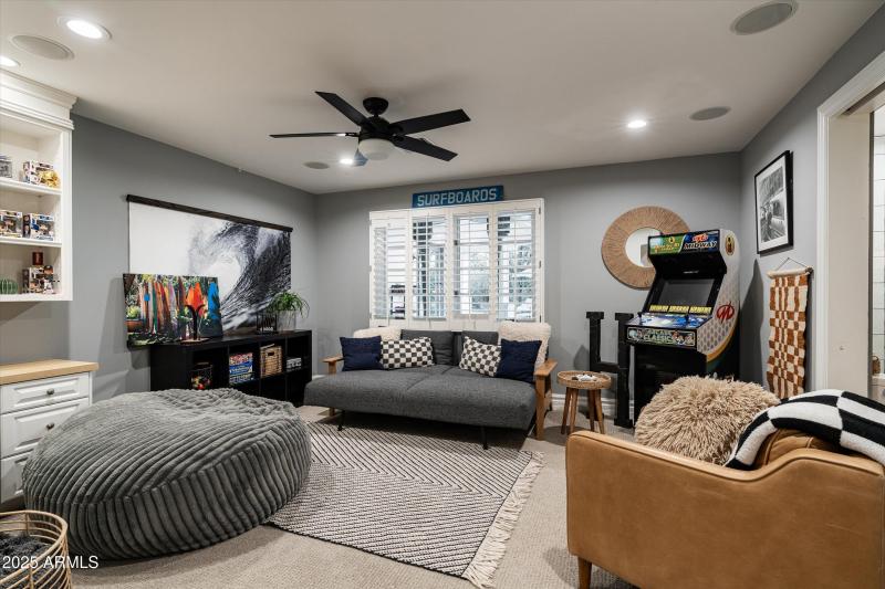 041-6113 E Calle Del Norte (41 of 101)