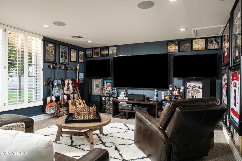 046-6113 E Calle Del Norte (46 of 101)