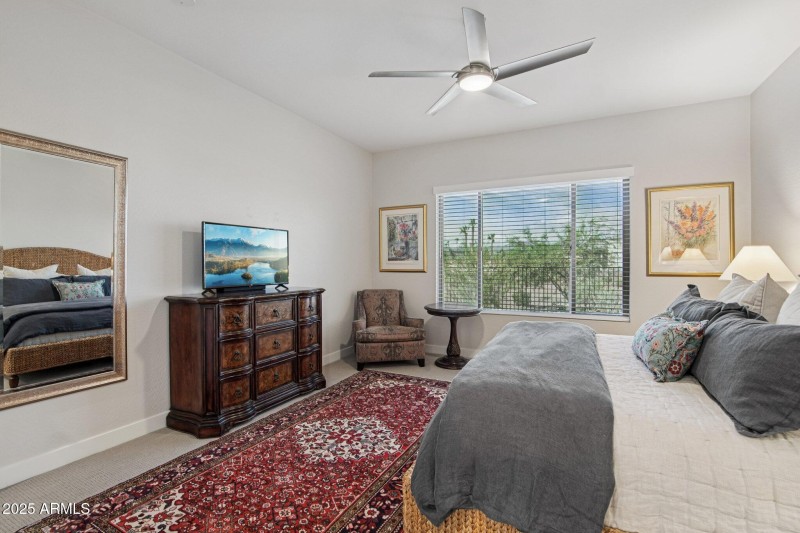 24-web-or-mls-W Fairmount Ave-S2809-023