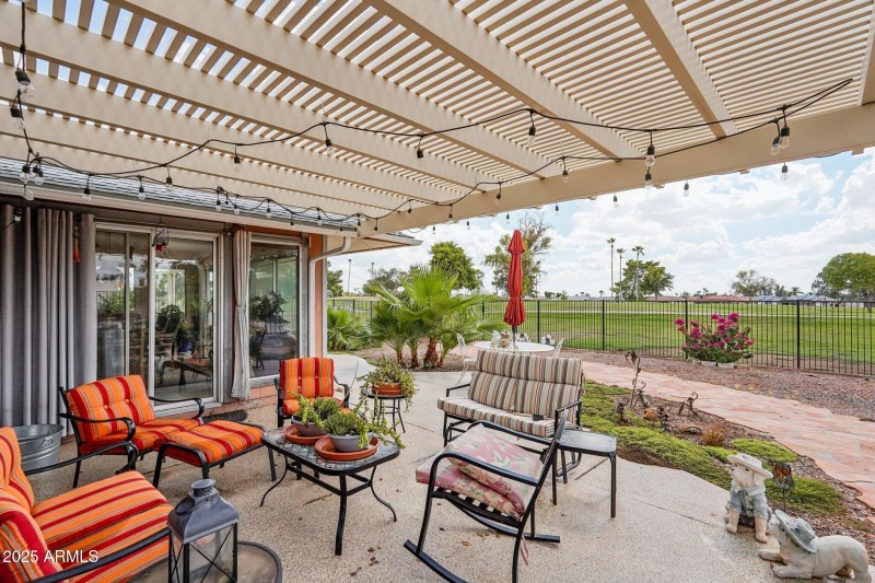 39-web-or-mls-W Country Club Dr-S2909-03