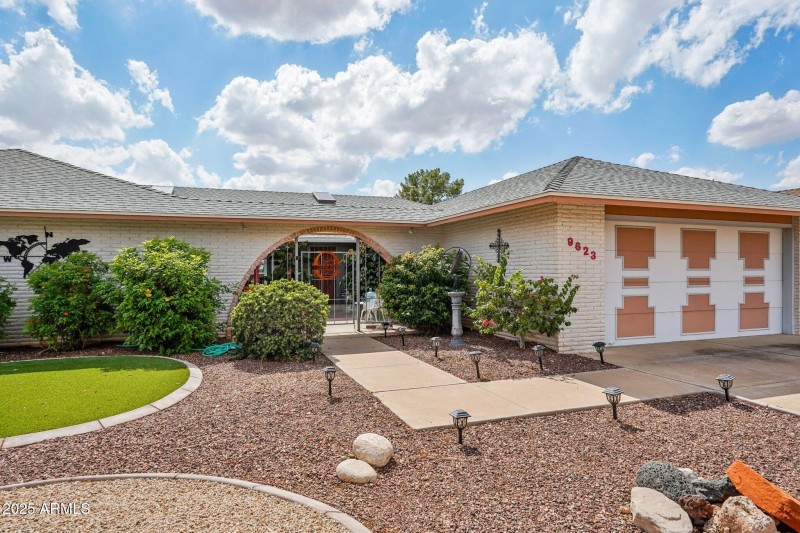 7-web-or-mls-W Country Club Dr-S2909-007