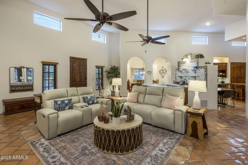 82-web-or-mls-D46A8555