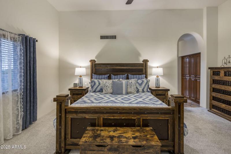 62-web-or-mls-D46A8415