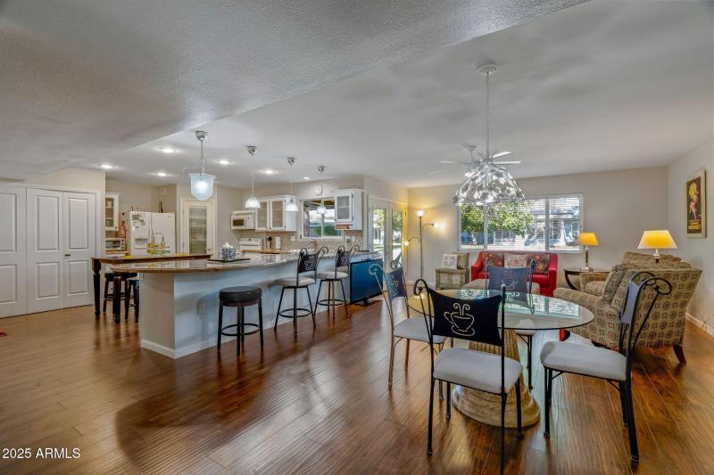 9-web-or-mls-Done Interior-2