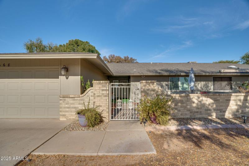 4-web-or-mls-Done Exterior-16