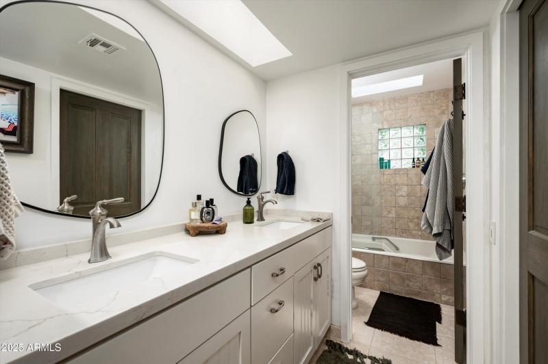 21-5101 N Casa Blanca Unit 215-21