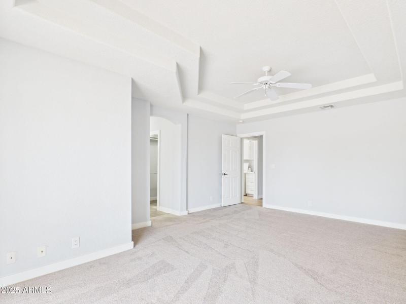 12-web-or-mls-CAM03379G0-PR0149-STILL011