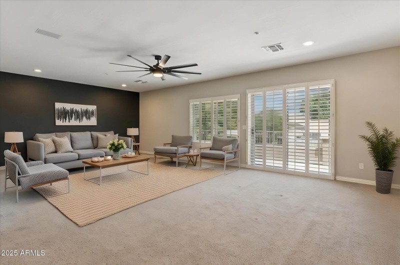 Huge Loft with Balcony Access