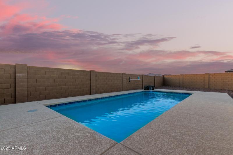 Roberts - 332 S 202nd Ln 38