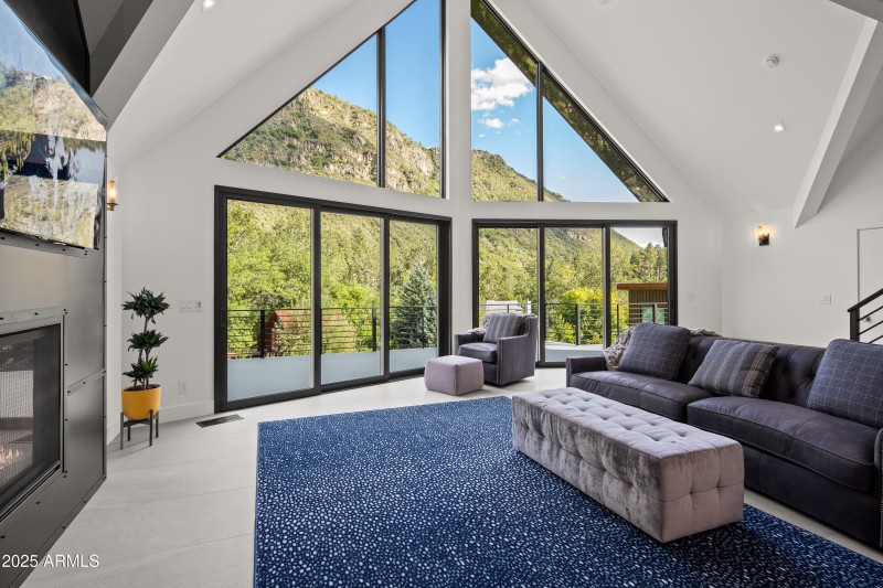 GREAT ROOM WITH HUGE WALK-OUT DECK