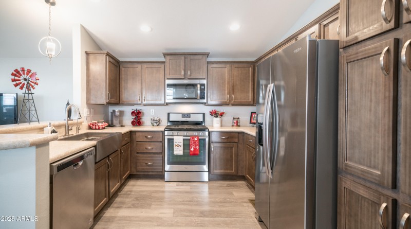 9302 W Broadway Rd Lot 165-16