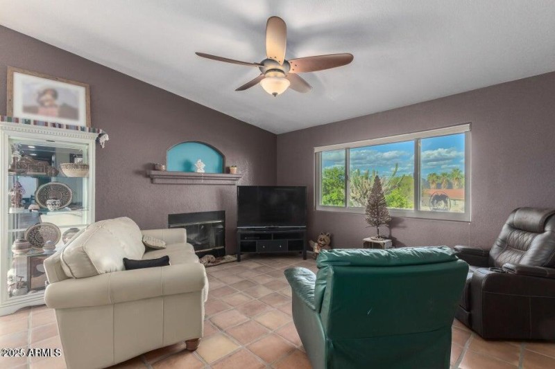 20250208003218870953000000-o