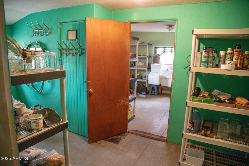 Mud Room & Pantry
