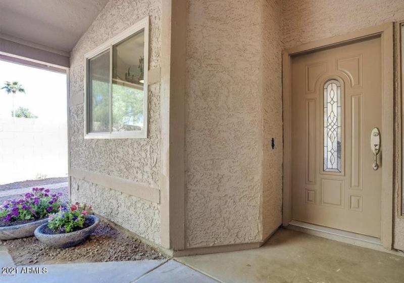 FrontDoor & Kitchen window