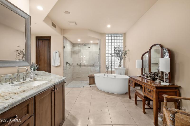 022_Primary Spa Bath