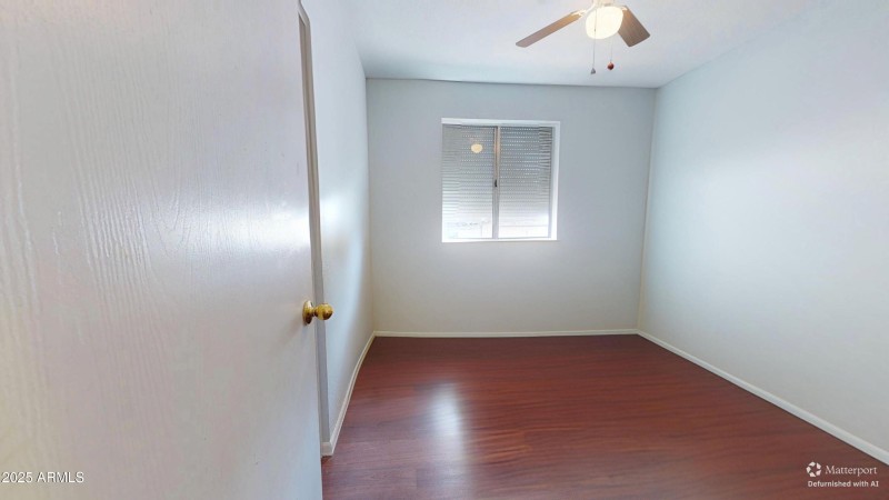 2nd Bedroom defurnished