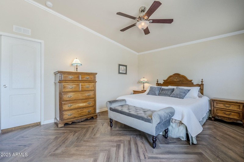 48-web-or-mls-Mirage-30