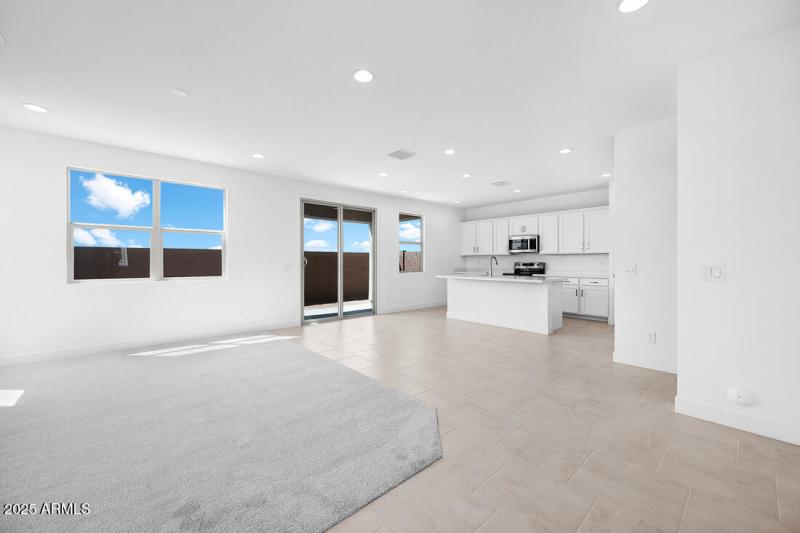 hj-az-phoenix-asante-vista-arlington-lot