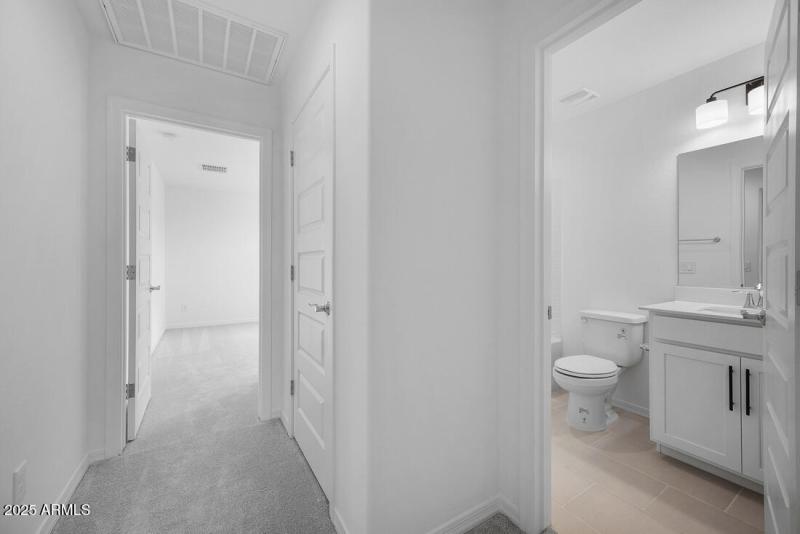 hj-az-phoenix-asante-vista-ellington-lot