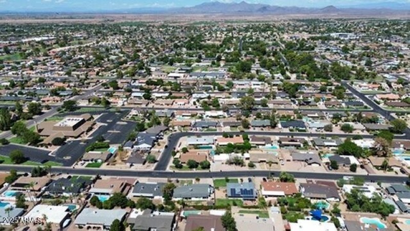 CAB3A6EB-4FC3-41A0-B9E3-9C702ABFE56D_4_5