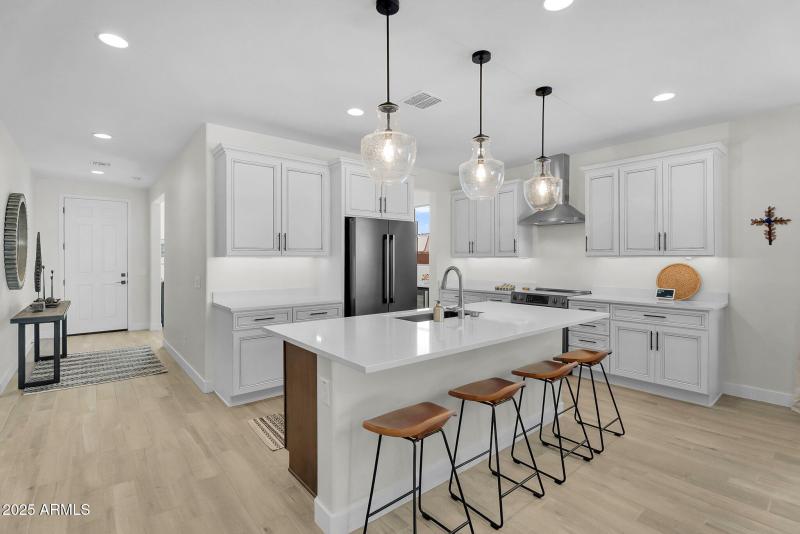 009_11-web-or-mls-hibiscus-13_610