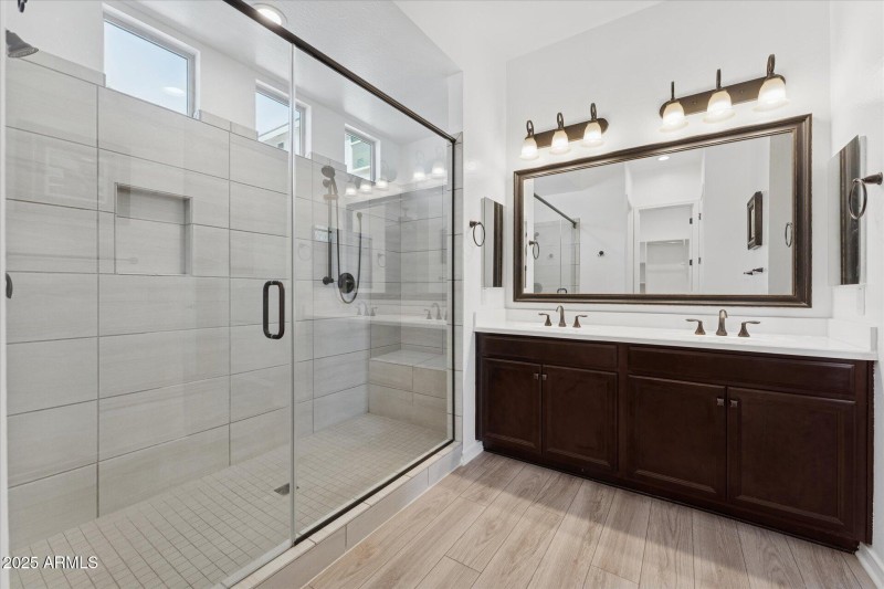 19-017-primary-bathroom