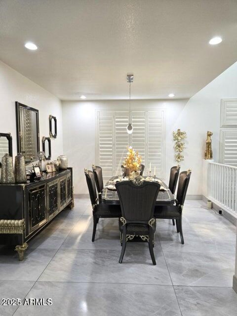 20250212070441875883000000-o