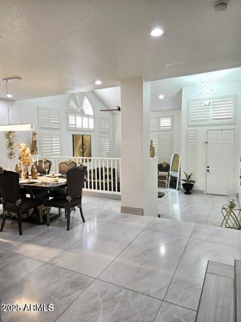 20250212070454243481000000-o