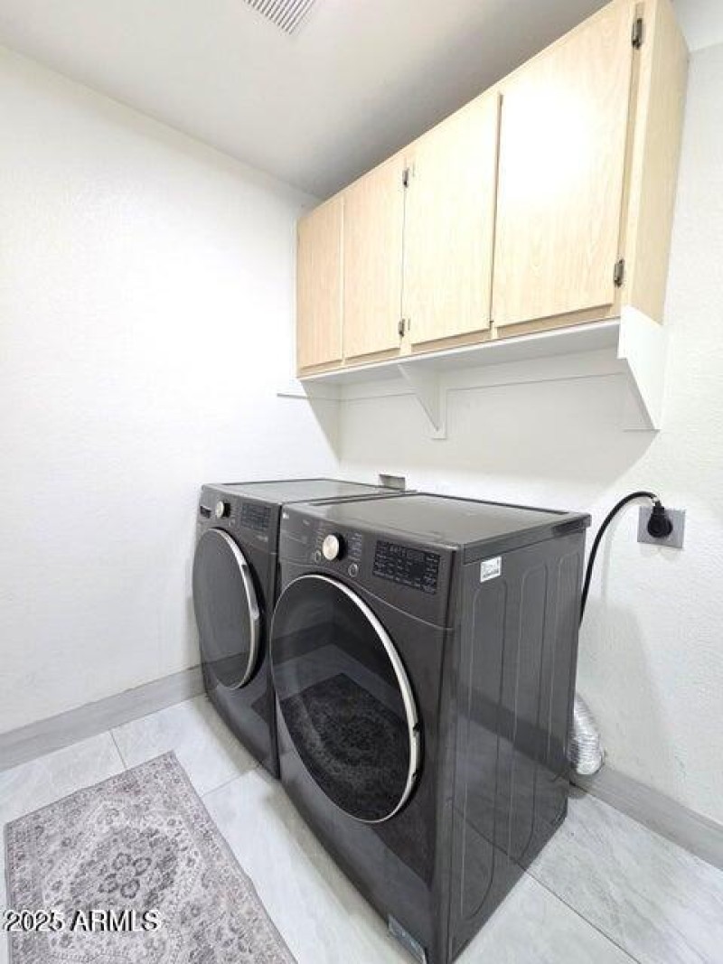 20250212070610282971000000-o