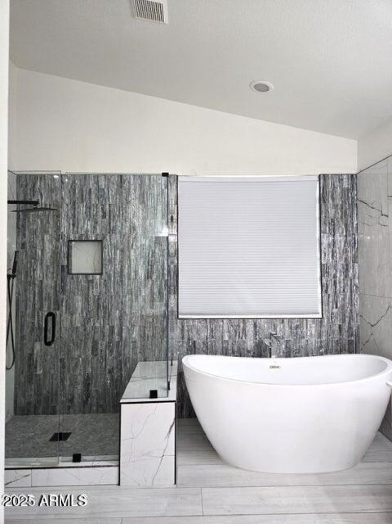 20250212071001557984000000-o