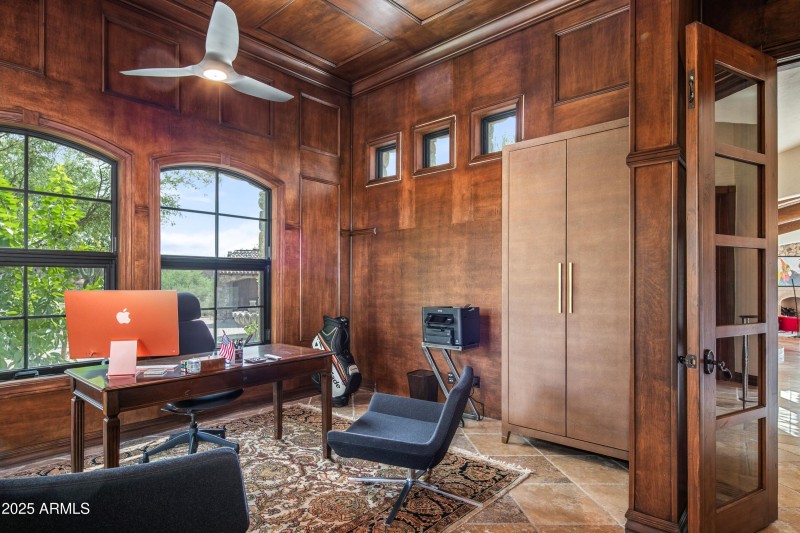 045_Office Courtyard Views