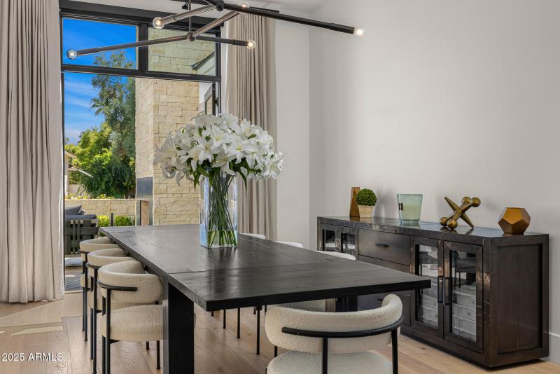 18formal dining indoor outdoor living