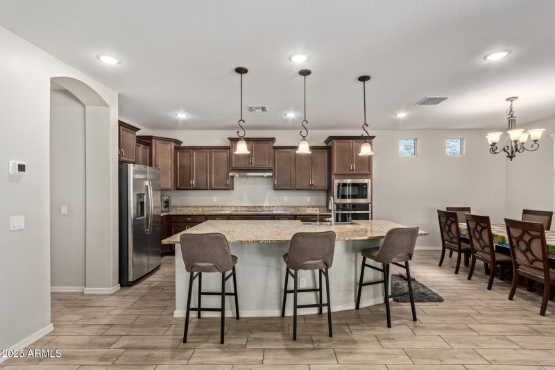 1080 N 153RD Drive, Goodyear, AZ 85338