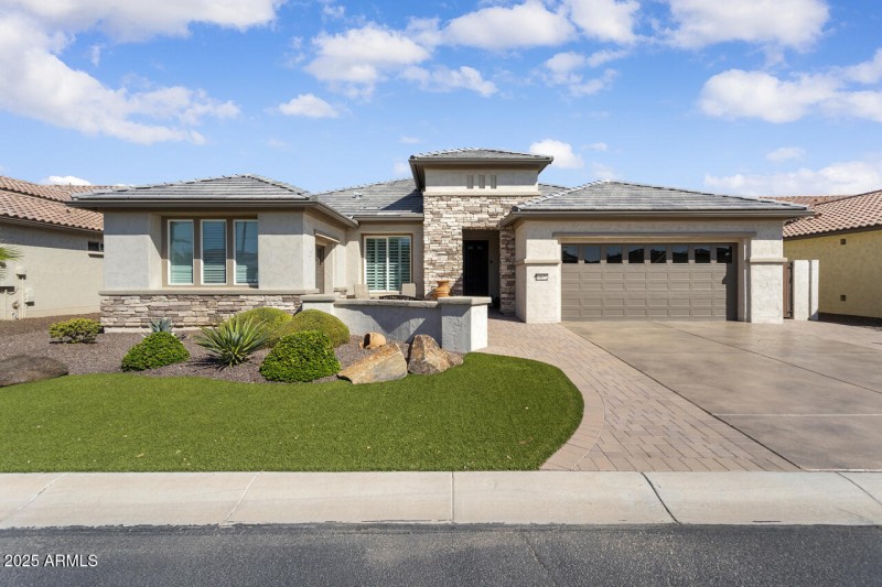 5-Front-of-the-house