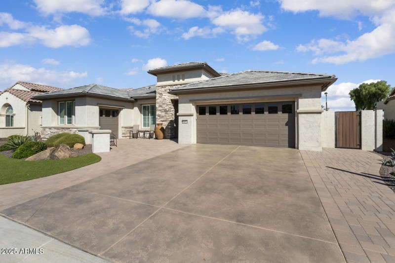 6-Front-of-the-house