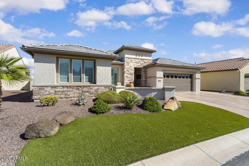 7-Front-of-the-house