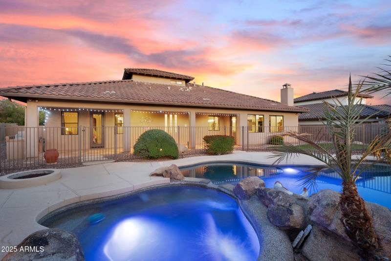 112-web-or-mls-AlleppoTwilight-10