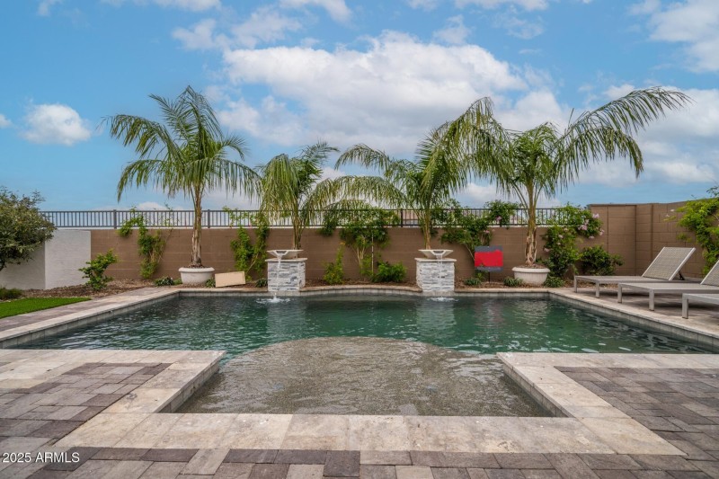 3836 S Gladiolus Circle