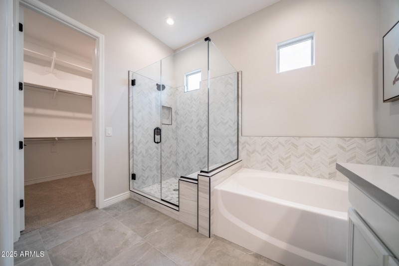 3836 S Gladiolus Circle