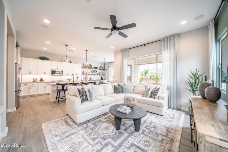 3836 S Gladiolus Circle