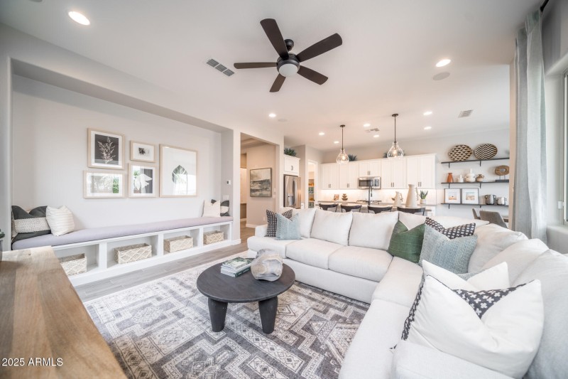 3836 S Gladiolus Circle