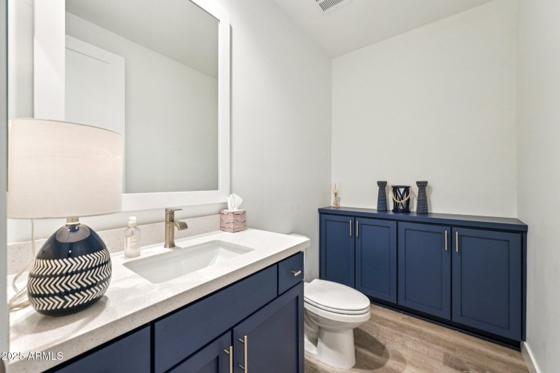 22-web-or-mls-N 136th St-S3009-022