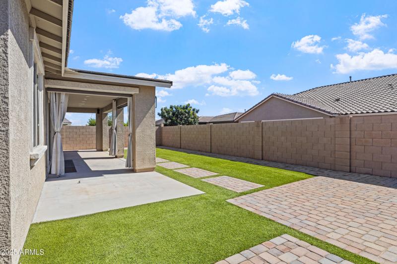 23137 E Camina Buena Vista-40