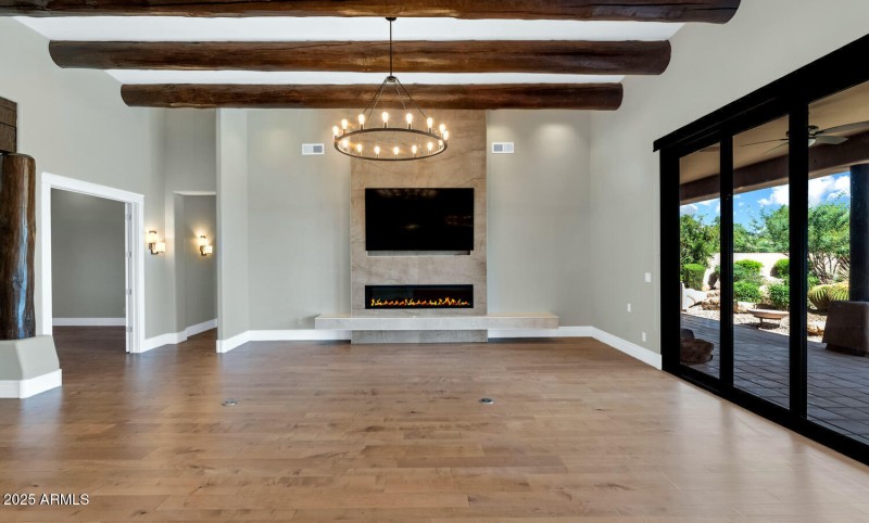 24005 N 45th Dr-large-013-025-TOD8805-15