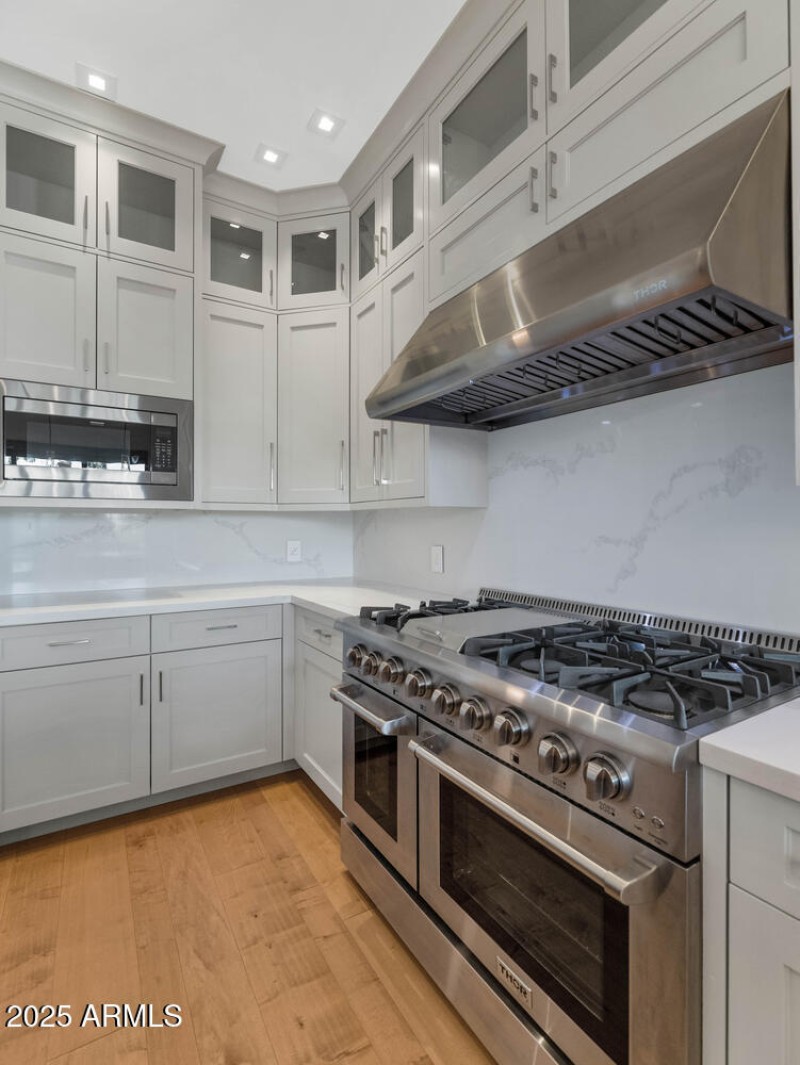 24005 N 45th Dr-large-022-036-TOD8776-75