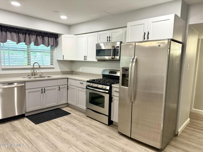 7016 remodeled kitchen
