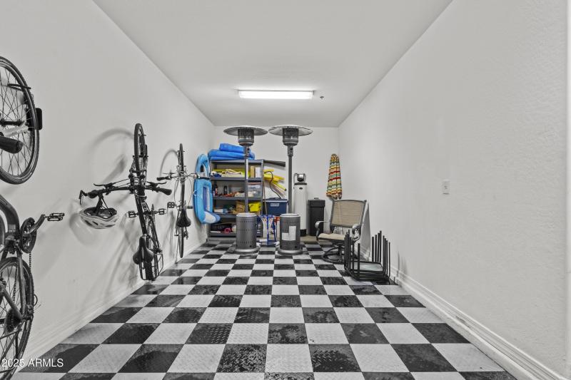 3rd car garage stall