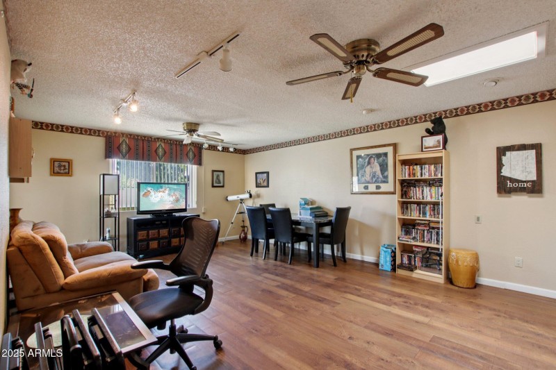 12-web-or-mls-E Player Dr-S2309-012